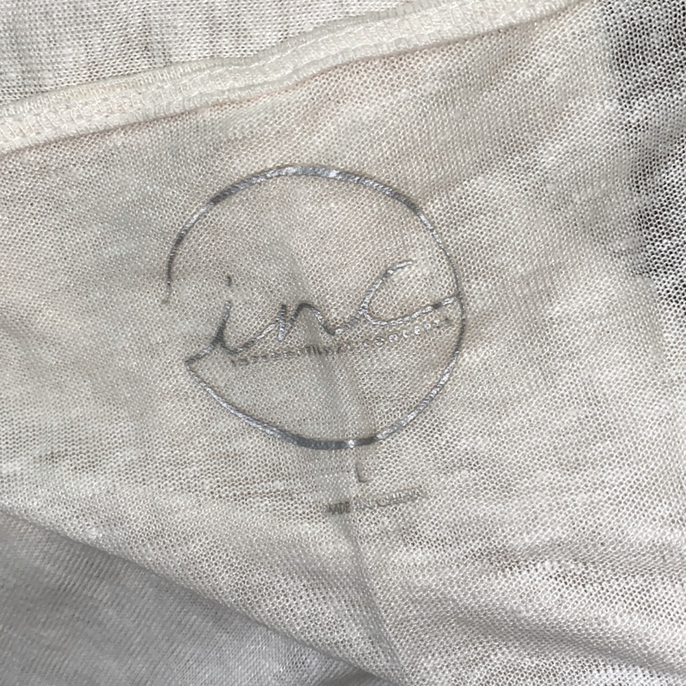 Embellished top - Picture 3 of 10